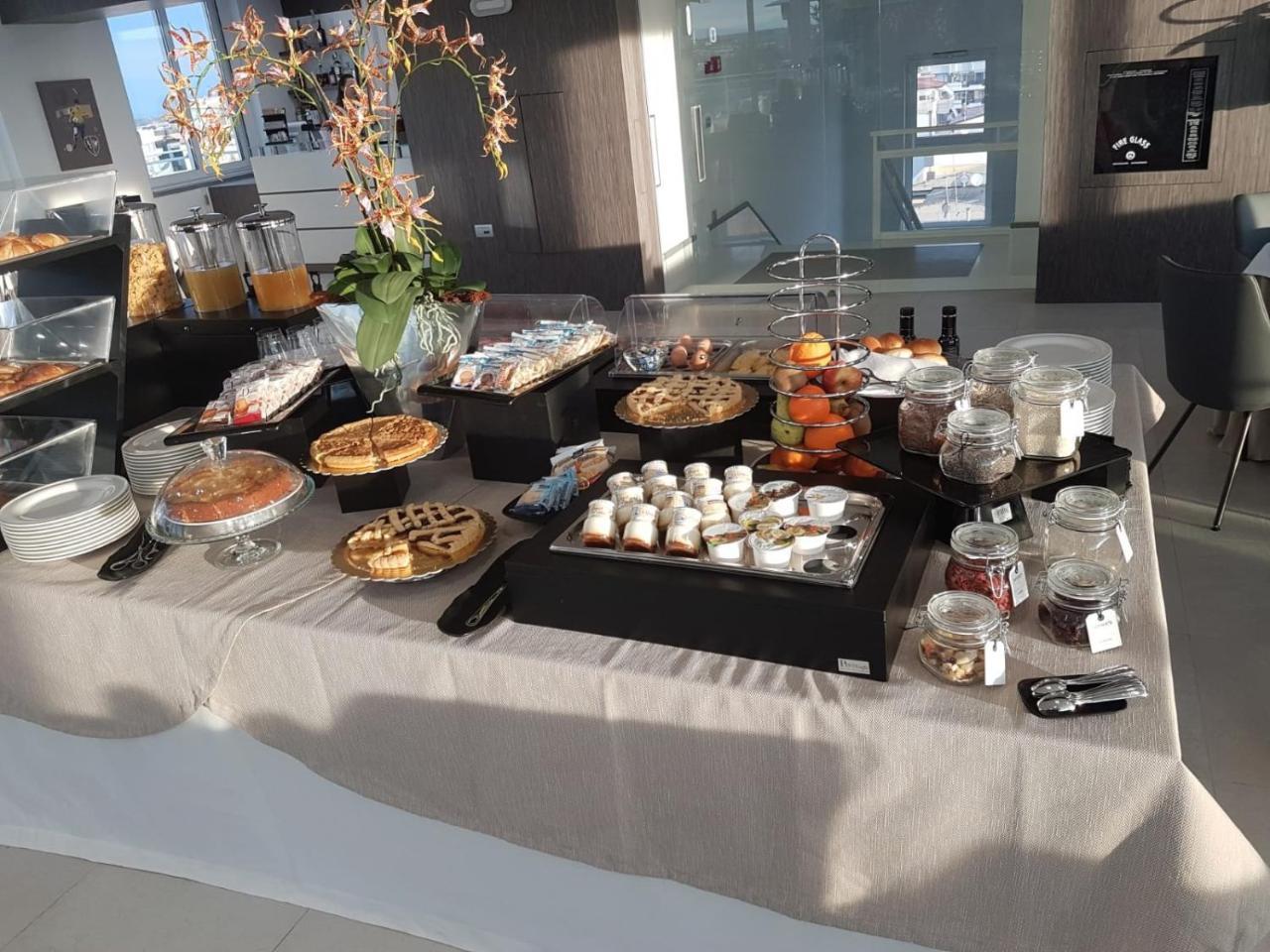 Grieco Business & Spa Hotel Cerignola Eksteriør bilde