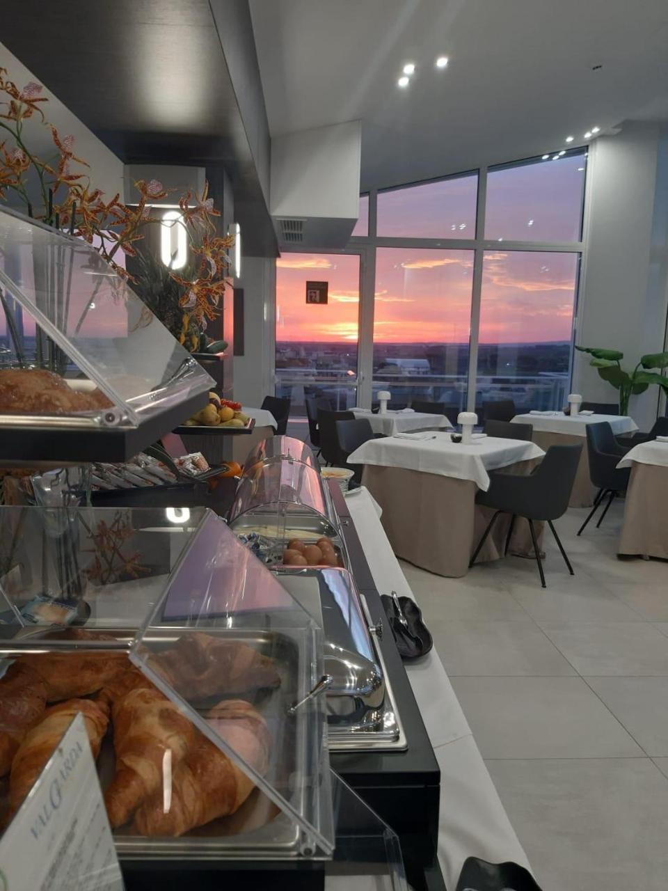Grieco Business & Spa Hotel Cerignola Eksteriør bilde
